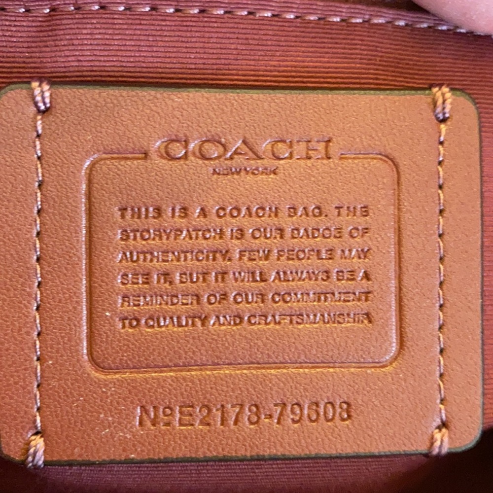 NWT Coach leather red gallery tote - Picture 4 of 7